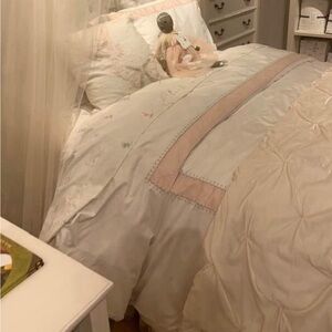 New - Pottery Barn Monique Lhuillier Ethereal Twin Duvet only NWOT